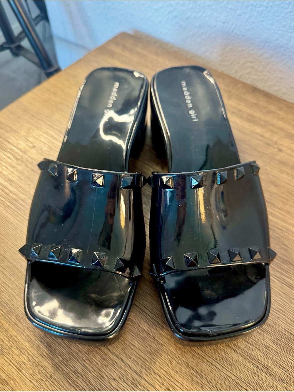 Madden Girl Black Patent Studded Block Heel Slide Sandals - Size 10